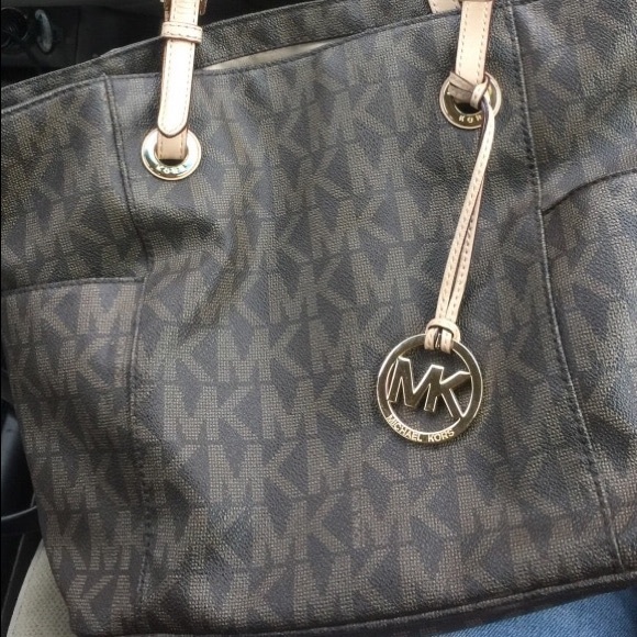 Michael Kors purse. - Picture 2 of 2